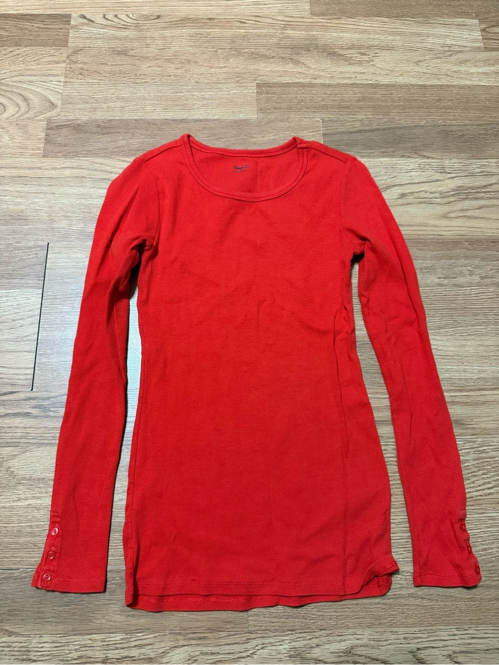 GAP Red Long-Sleeve Slim Ribbed Crewneck Top